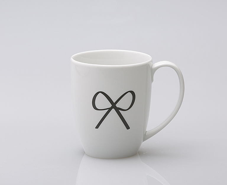 Porzellan Werbetasse Emilia mit Design Symbol